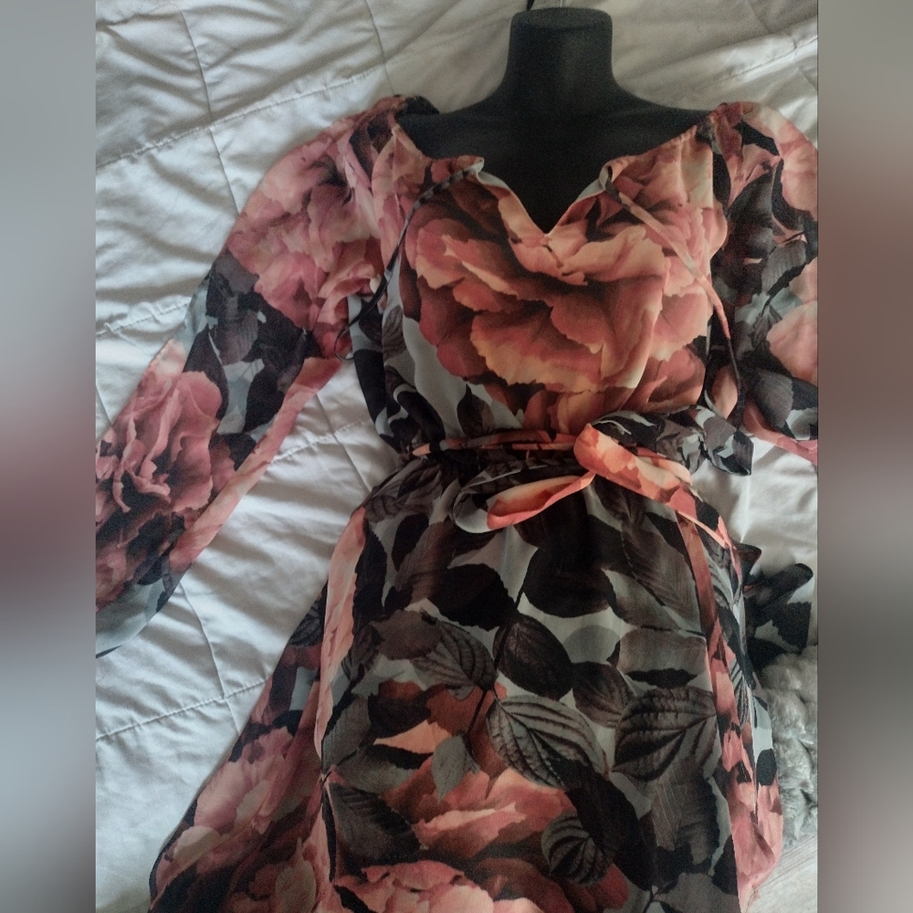 JLo Chiffon Long Flowy Sleeve Floral Dress